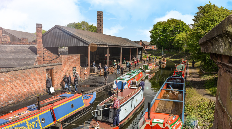 Home of canals – programme